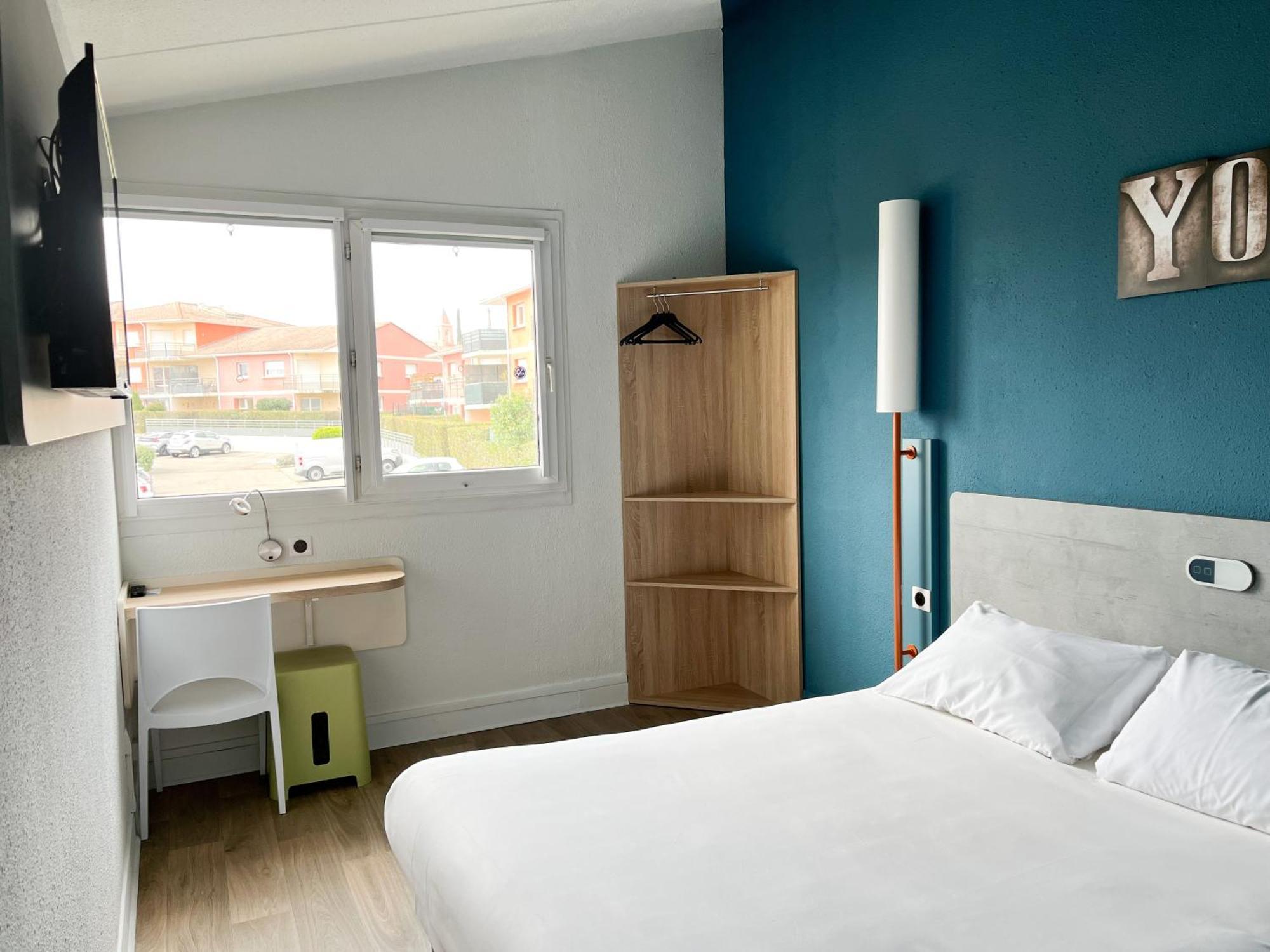 Ibis Budget Saint Christol Les Ales Kültér fotó