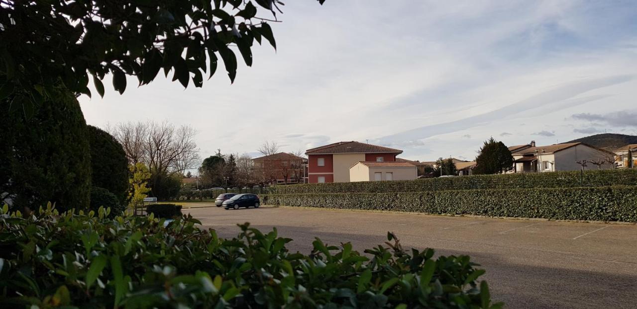 Ibis Budget Saint Christol Les Ales Kültér fotó